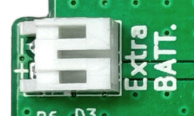 image showing what the extra battery connector in charge controller looks like